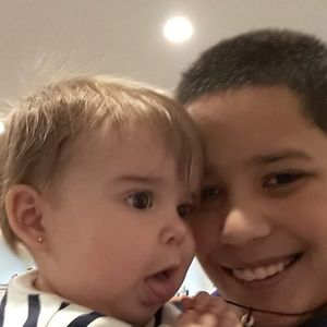 Meet your Posher, Devin